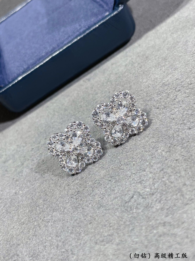 HARRY WINSTON